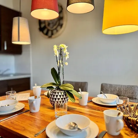 Moderne Mit Zwei Schlafzimmern Daire